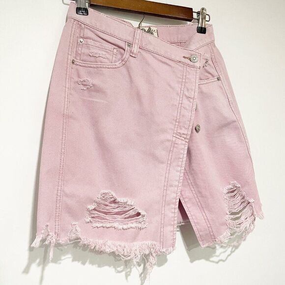 Free People Pink Light Wash Wrap Style Denim Skirt Distressed Raw Hem Slit 26 - Picture 3 of 10